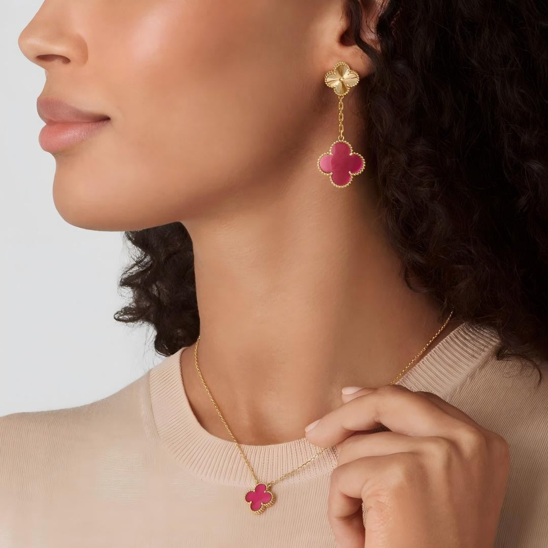 [Avelora jewelry] NEW CLOVER 15MM PINK ENAMEL NECKLACE
