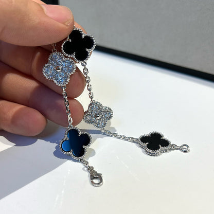 [Avelora]LUCKY CLOVER 5-MOTIF BRACELET - BLACK OXNY COLLECTION