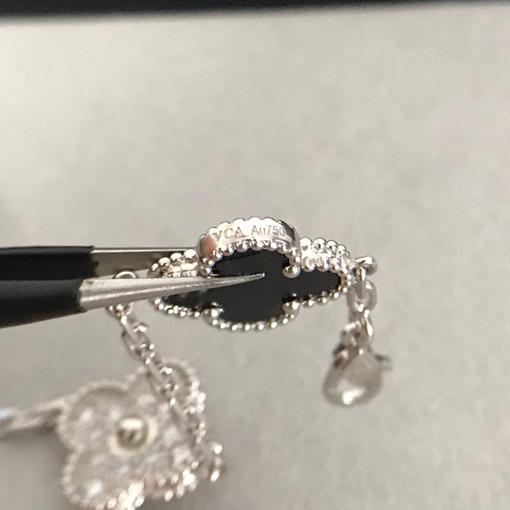 [Avelora]LUCKY CLOVER 5-MOTIF BRACELET - BLACK OXNY COLLECTION