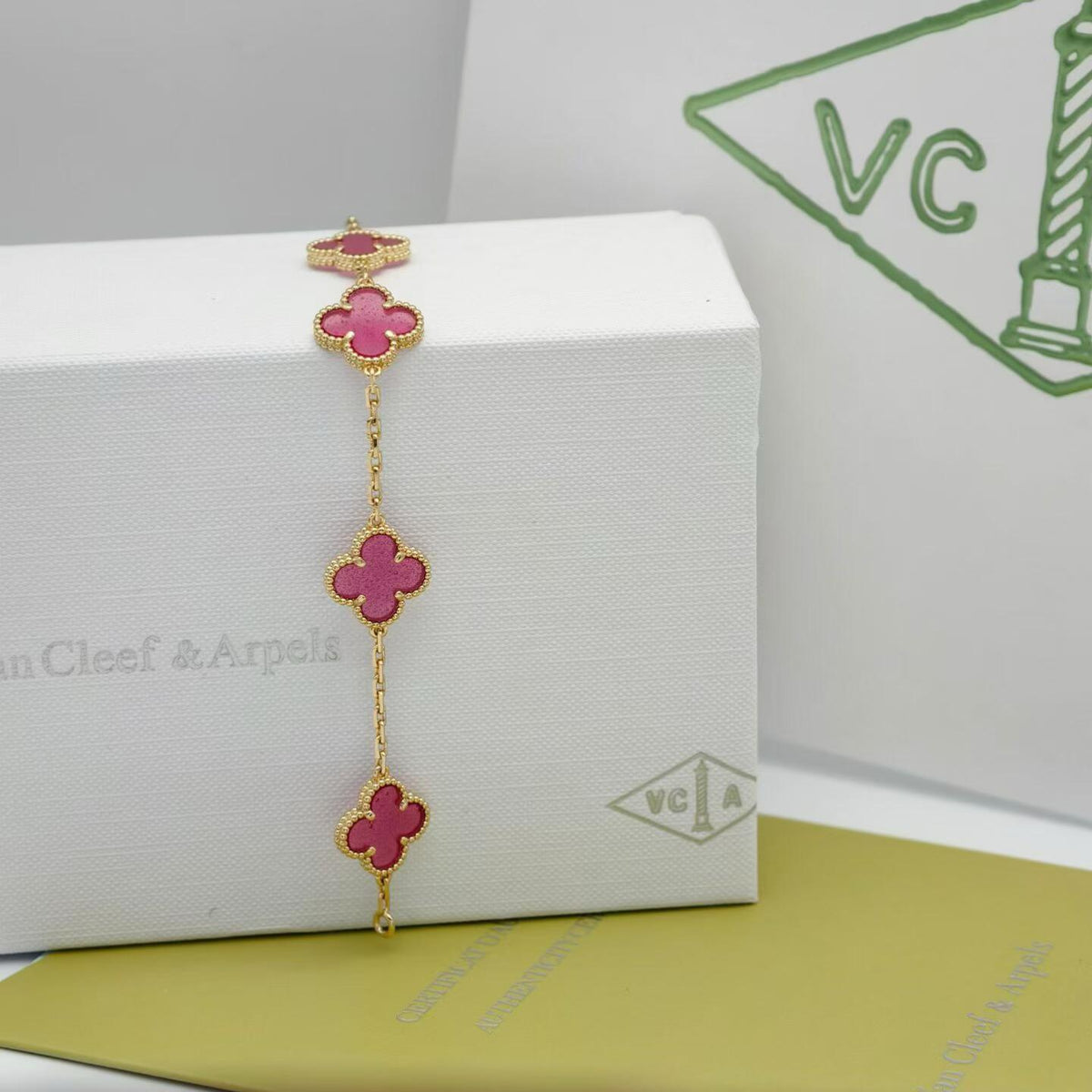 [Avelora jewelry]NEW CLOVER 5 MOTIFS PINK ENAMEL BRACELET