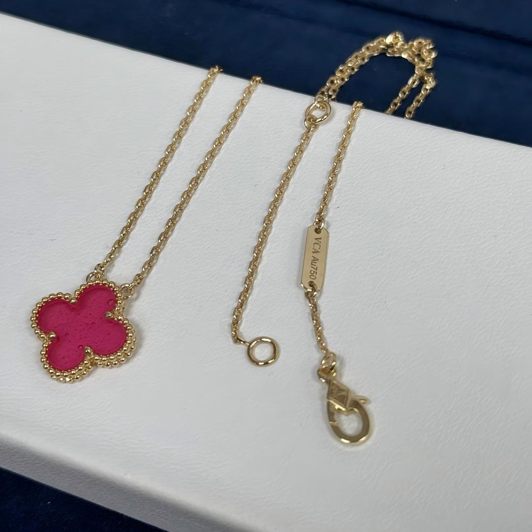[Avelora jewelry] NEW CLOVER 15MM PINK ENAMEL NECKLACE