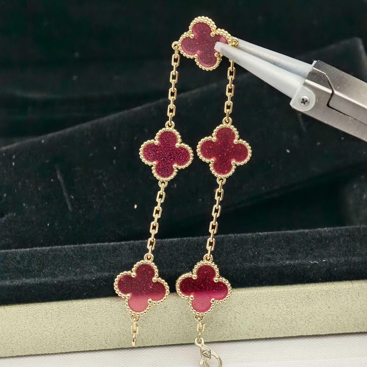 [Avelora jewelry]NEW CLOVER 5 MOTIFS PINK ENAMEL BRACELET