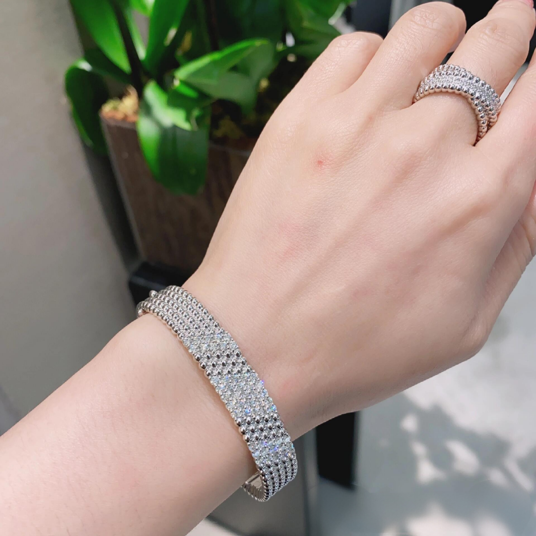 [Avelora Jewelry]  FIVE-ROW DIAMOND BRACELET