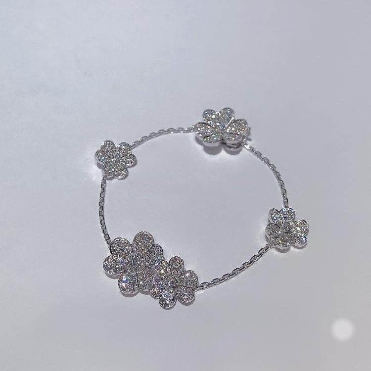 [Avelora Jewelry ]FRIVOLE SILVER 5 FLOWERS BRACELET
