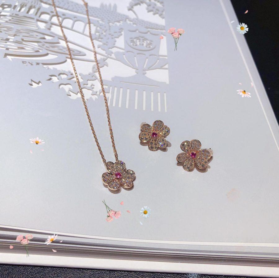 [Avelora]PAVÉ DIAMOND BUTTERFLY CHARM NECKLACE