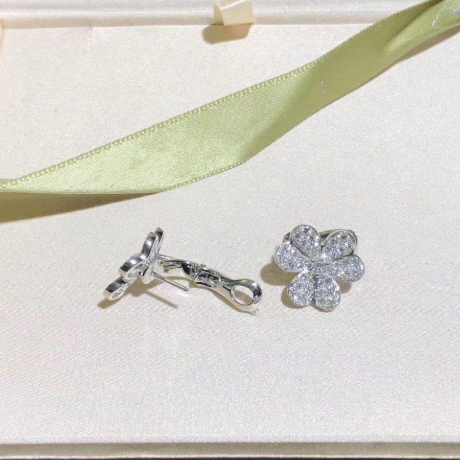 [Avelora Jewelry ]FRIVOLE SILVER FLOWER DIAMOND EARRINGS