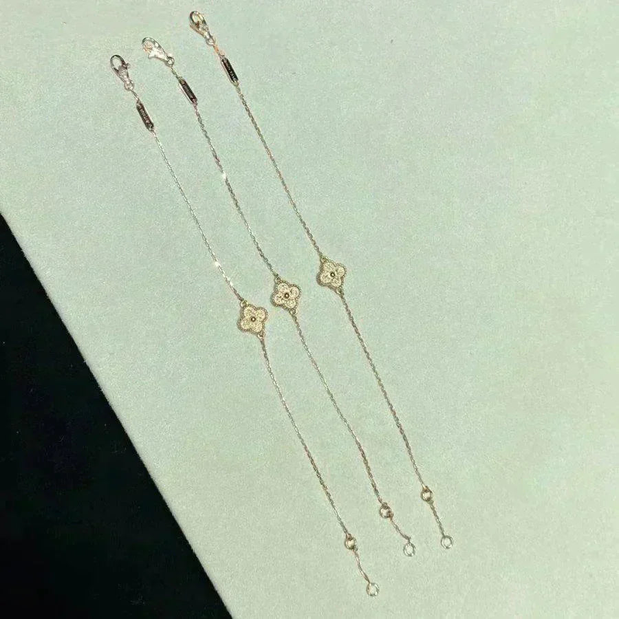 [Avelora Jewelry ]CLOVER SINGLE FLOWER BRACELET