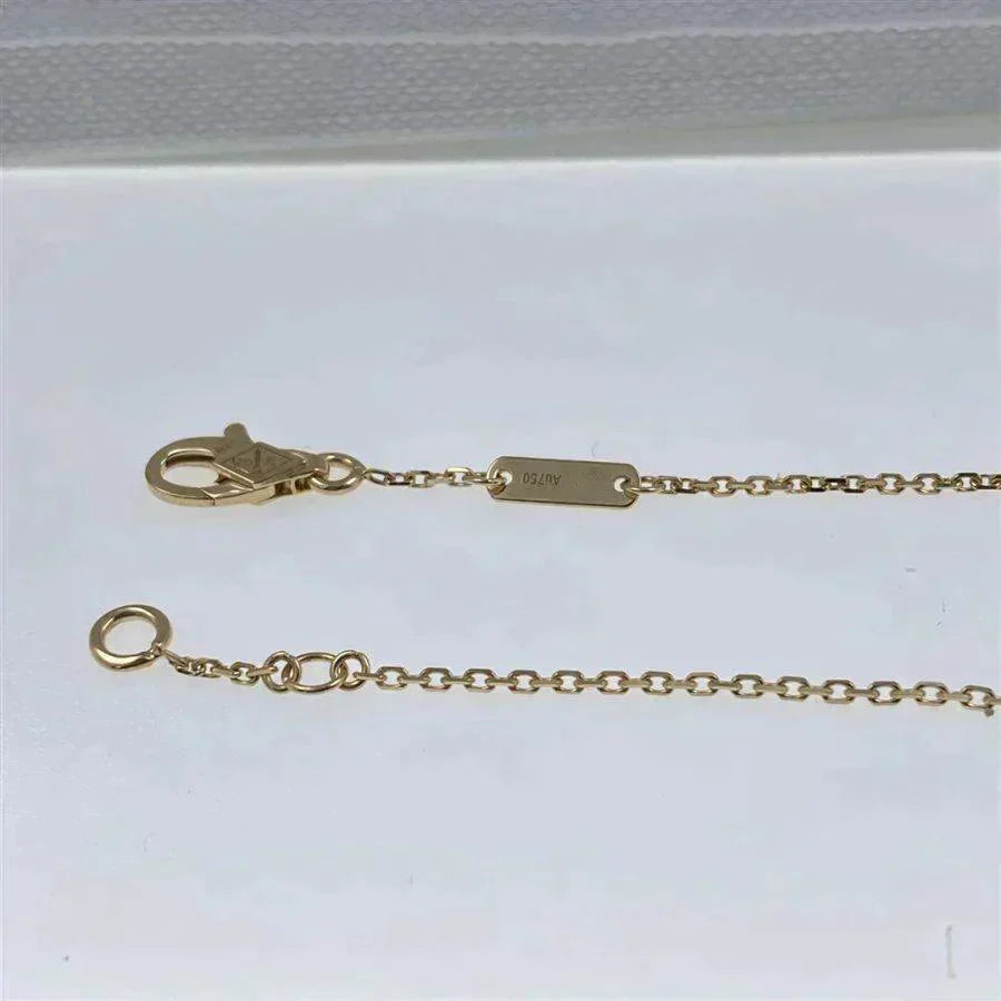 [Avelora Jewelry ]CLOVER  CARNELIAN SINGLE FLOWER BRACELET