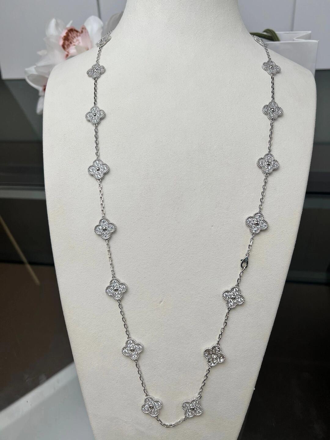 [Avelora Jewelry ]CLOVER 20 MOTIFS DIAMOND SILVER