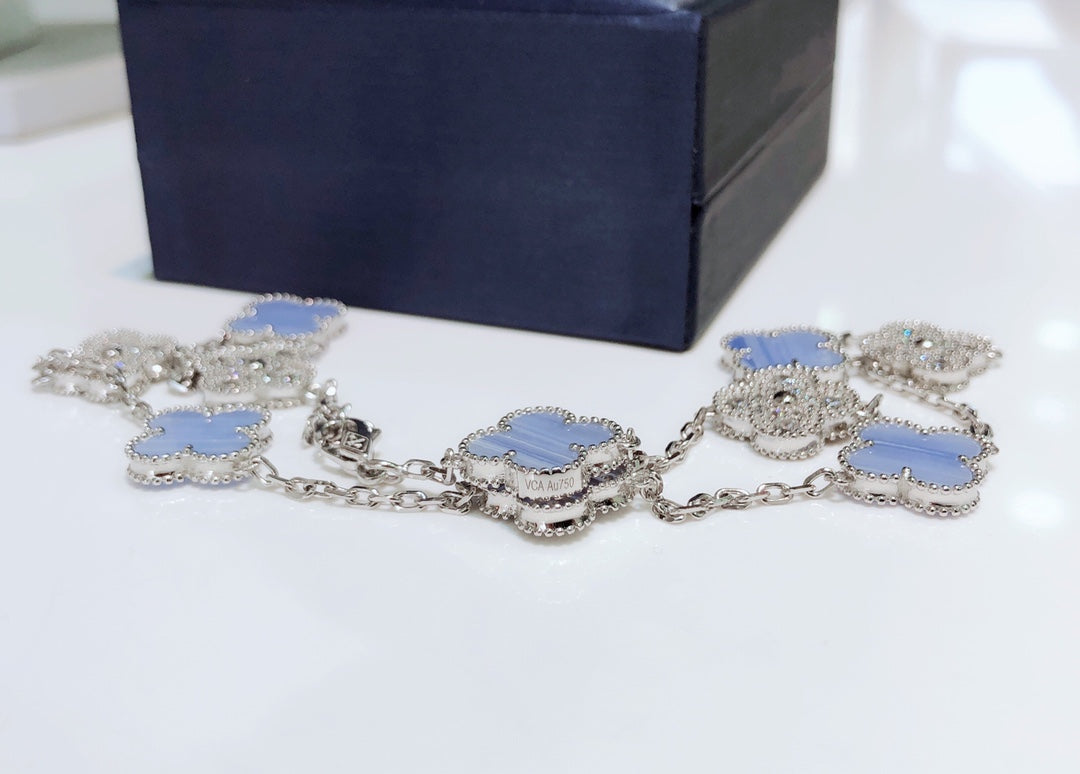 [Avelora Jewelry ]CLOVER 10 MOTIFS CHALCEDONY DIAMONDS SILVER NECKLACE