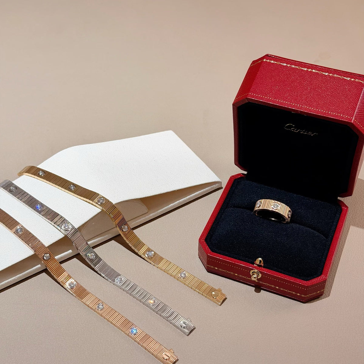 [Avelora jewelry]LOVE UNLIMITED BRACELET, DIAMONDS