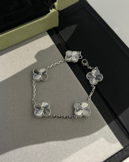 [Avelora]LUCKY CLOVER 5-MOTIF BRACELET - LASER COLLECTION